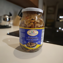 Load image into Gallery viewer, Montinaro Mixed Mushrooms in Olive Oil – 1kg Jar (Pack of 6) – Gourmet Italian Mushrooms for Restaurants and Catering"