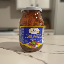 Load image into Gallery viewer, Montinaro Sun Dried Tomatoes in Olive Oil – 1kg Jar (Pack of 6) – Premium Italian Sun Dried Tomatoes for Restaurants and Catering